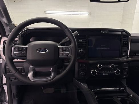 New 2026 Ford F250 Lariat w/ Lariat Premium Package image 8