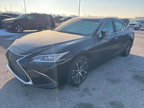 Used 2023 Lexus ES 350 w/ Premium Package image 7