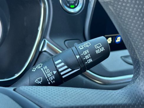 Used 2026 Chevrolet Blazer LT w/ Convenience Package image 38