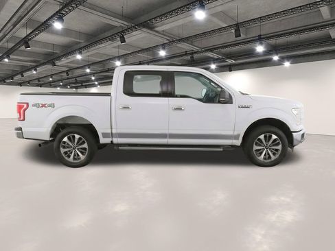 Used 2016 Ford F150 XLT w/ Equipment Group 302A Luxury AWD/4WD image 8