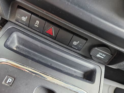 Used 2014 Jeep Patriot Latitude image 26