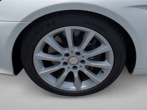 Used 2017 Mercedes-Benz SLC 300 image 24
