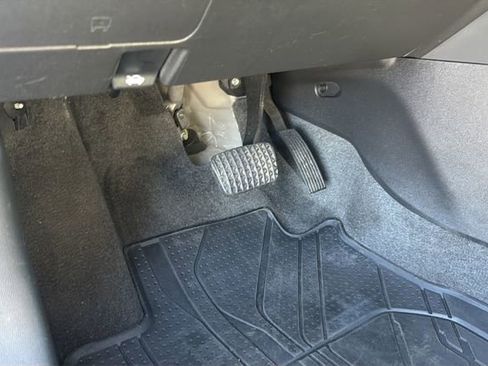 Certified 2024 Chevrolet Trax LS w/ Driver Confidence Package image 34