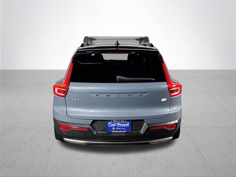 Used 2022 Volvo XC40 P8 Recharge Ultimate AWD/4WD image 7