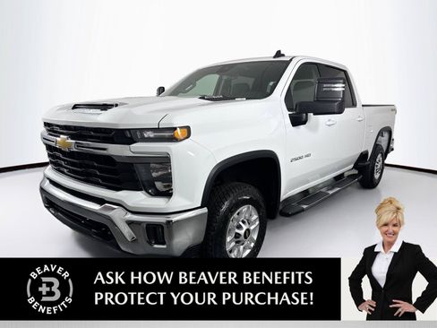 Used 2025 Chevrolet Silverado 2500 LT w/ Convenience Package AWD/4WD image 1