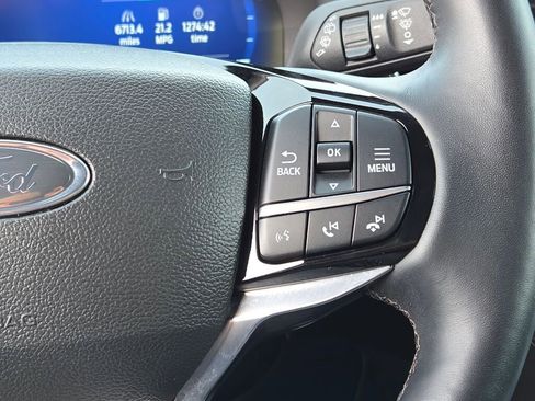 Used 2023 Ford Explorer Platinum w/ Technology Package AWD/4WD image 50