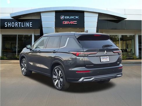 Used 2025 Mitsubishi Outlander SEL AWD/4WD image 5