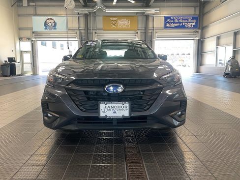 Used 2025 Subaru Legacy Premium AWD/4WD image 2