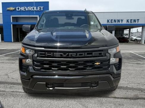 Used 2023 Chevrolet Silverado 1500 Custom AWD/4WD image 5