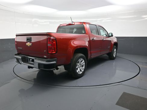 Used 2015 Chevrolet Colorado LT w/ Luxury Package image 3