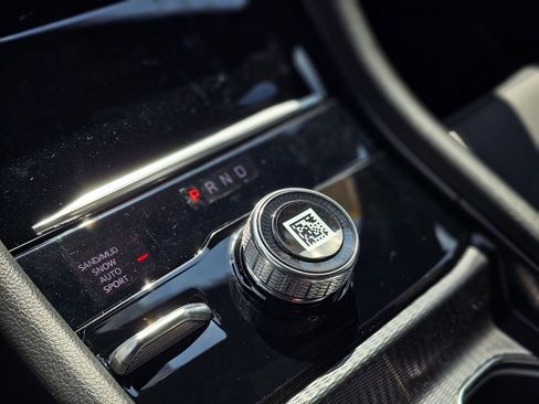 New 2026 Jeep Grand Cherokee Limited Reserve image 14