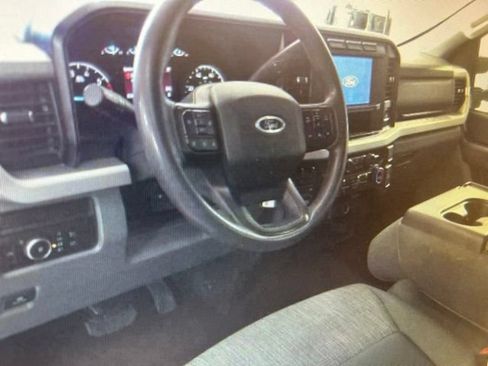 Used 2024 Ford F250 XLT AWD/4WD image 9