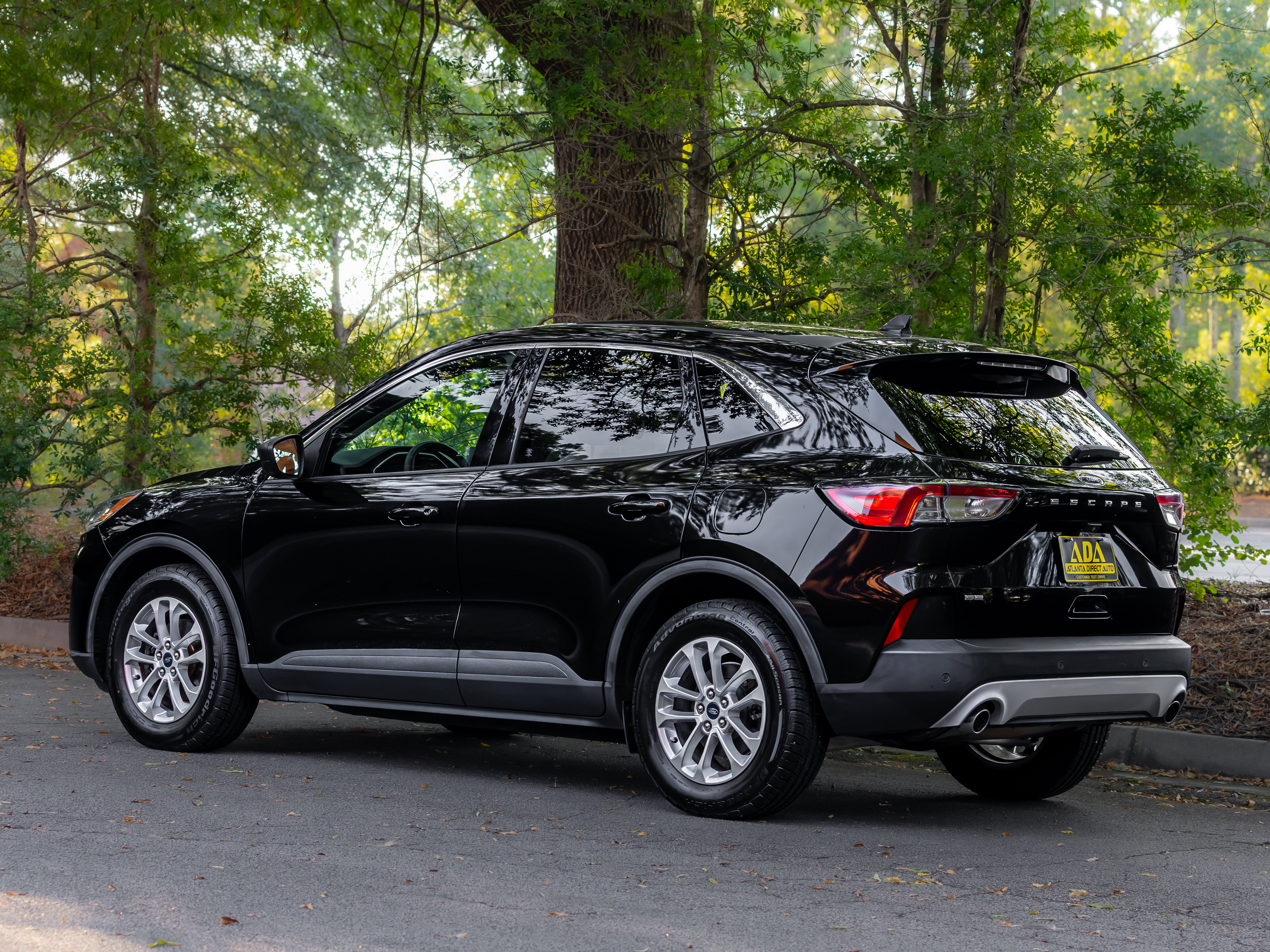 Used 2022 Ford Escape SE FWD image 46