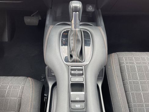 Used 2024 Honda HR-V Sport image 11