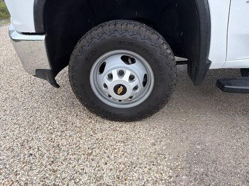 Used 2020 Chevrolet Silverado 3500 W/T w/ WT Convenience Package AWD/4WD image 26
