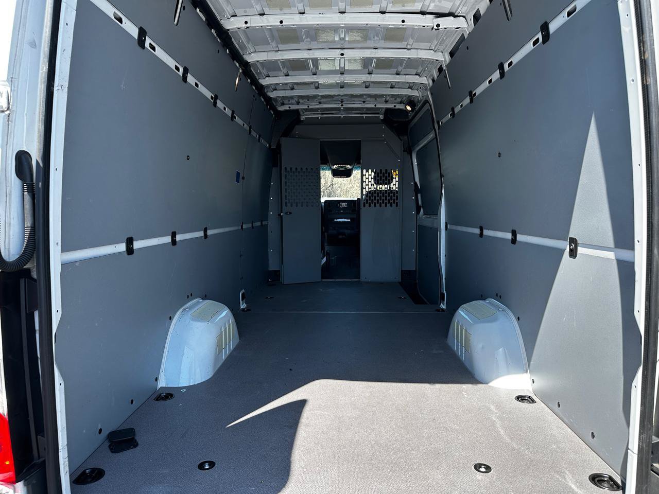 Used 2023 Mercedes-Benz Sprinter 1500 image 17
