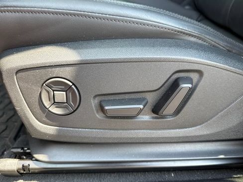 Used 2024 Audi Q3 2.0T Premium Plus AWD/4WD image 11