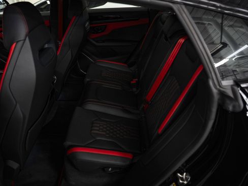 Used 2025 Lamborghini Urus SE AWD/4WD image 28