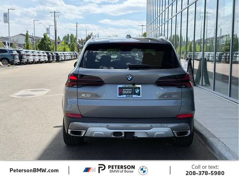 New 2026 BMW X5 xDrive50e w/ Premium Package AWD/4WD image 4