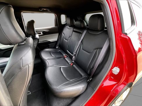 Used 2025 Jeep Compass Limited AWD/4WD image 18