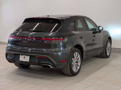 Used 2024 Porsche Macan AWD/4WD image 7