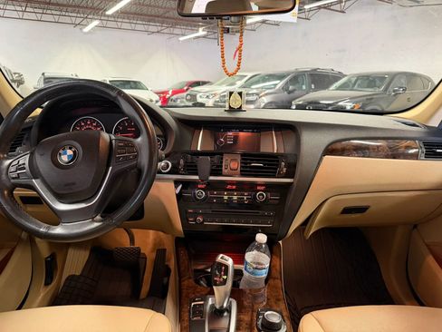 Used 2016 BMW X3 sDrive28i RWD image 10