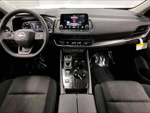 New 2026 Nissan Rogue SV image 6