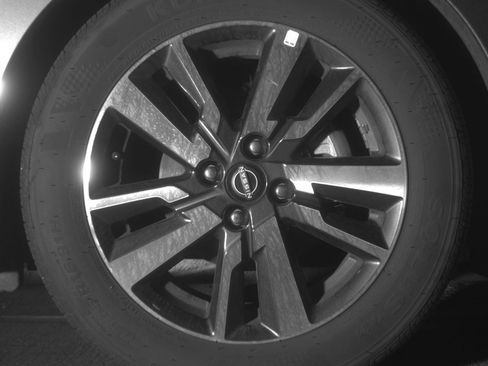 Used 2025 Nissan Versa SV image 13