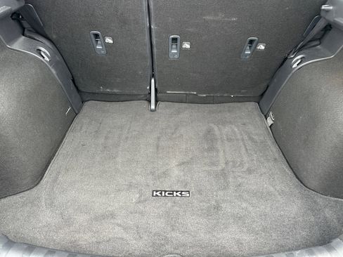 Used 2024 Nissan Kicks SV image 18