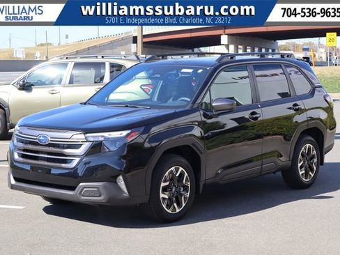 New 2025 Subaru Forester Premium w/ Protection Package image 2