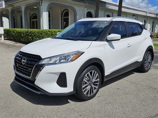 Used 2023 Nissan Kicks SV image 1
