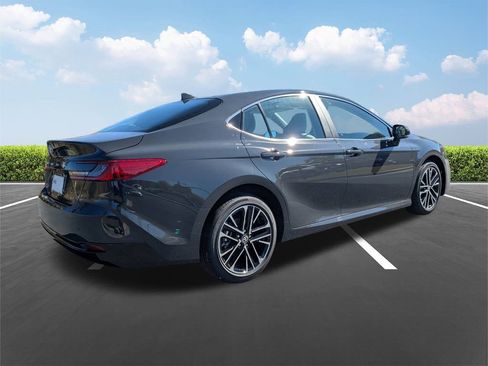 New 2026 Toyota Camry XLE image 4