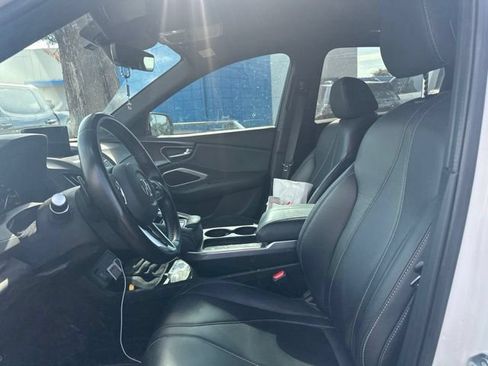 Used 2025 Acura RDX SH-AWD image 5