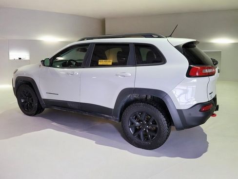Used 2014 Jeep Cherokee Trailhawk w/ Technology Group image 23