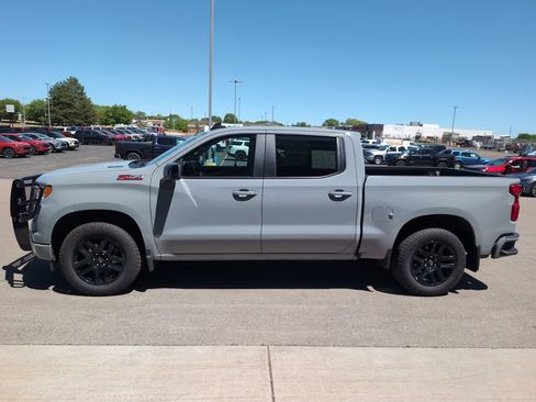 Used 2025 Chevrolet Silverado 1500 RST AWD/4WD image 5