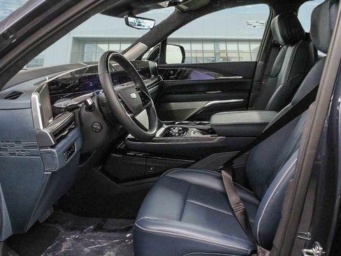 New 2026 Cadillac Escalade IQ Luxury 2 AWD/4WD image 10