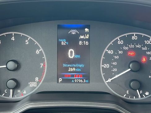Used 2023 Toyota Corolla Cross LE FWD image 21