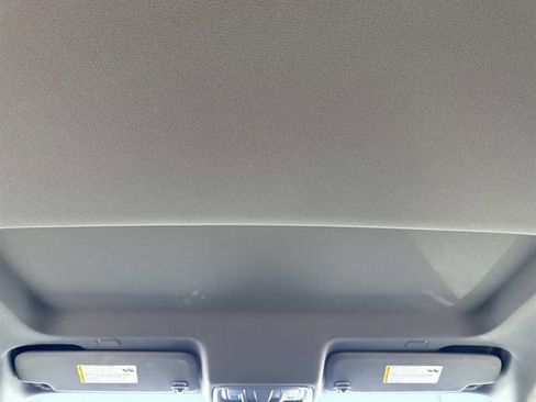 Used 2024 GMC Sierra 2500 Pro w/ Convenience Package image 14