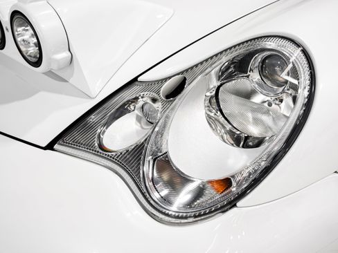 Used 2003 Porsche 911 Carrera 4S AWD/4WD image 32