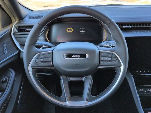 New 2026 Jeep Grand Cherokee Limited w/ Limited Altitude Package AWD/4WD image 19