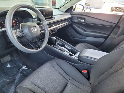Used 2023 Honda Accord EX image 12