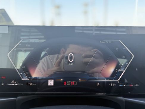 Used 2025 BMW 430i Coupe w/ Convenience Package image 19