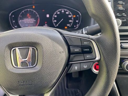 Used 2018 Honda Accord LX image 18