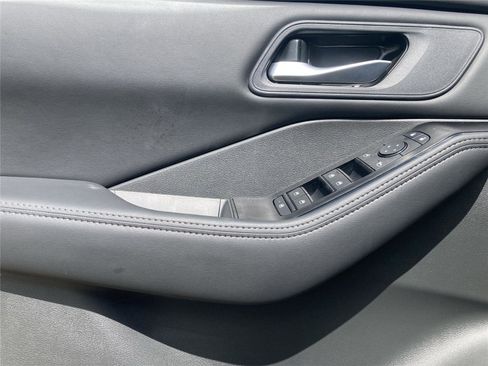 New 2026 Nissan Rogue SV image 24