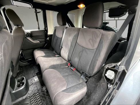 Used 2017 Jeep Wrangler Unlimited Sport AWD/4WD image 26