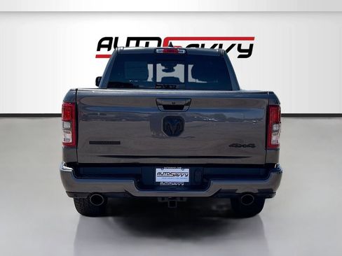 Used 2022 RAM 1500 Big Horn AWD/4WD image 6