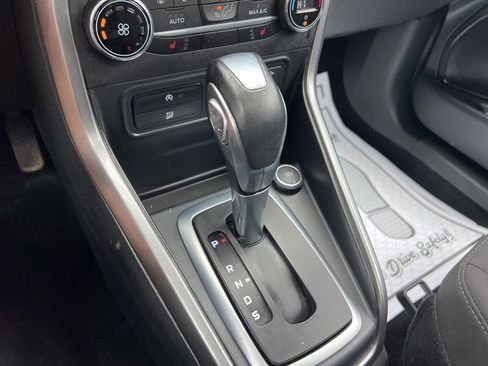 Used 2021 Ford EcoSport SE FWD image 12