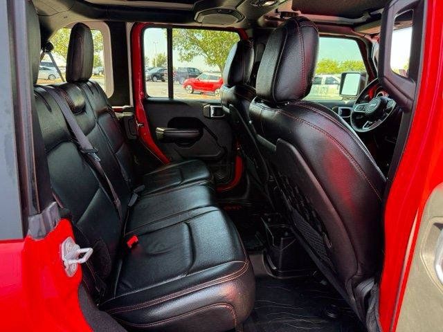 Used 2018 Jeep Wrangler Unlimited Rubicon AWD/4WD image 4