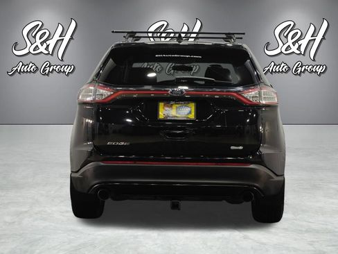 Used 2017 Ford Edge SE image 22