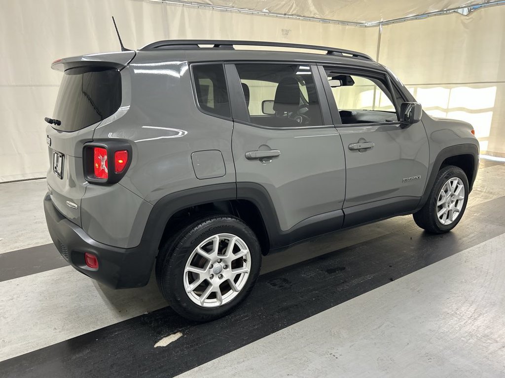 Used 2021 Jeep Renegade Latitude w/ Convenience Group AWD/4WD image 2